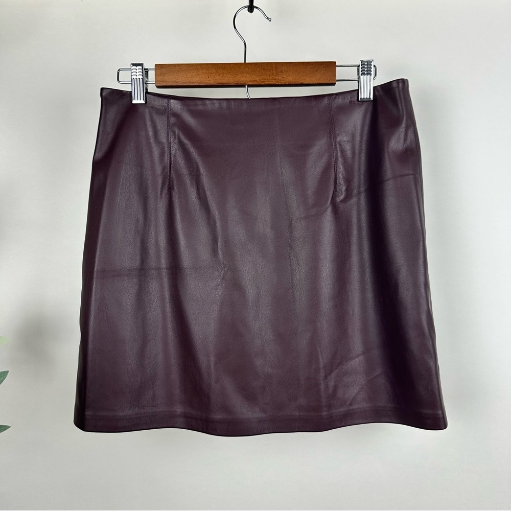 Topshop Faux Leather Mini Skirt Oxblood Slit Y2K Trendy - Picture 4 of 14